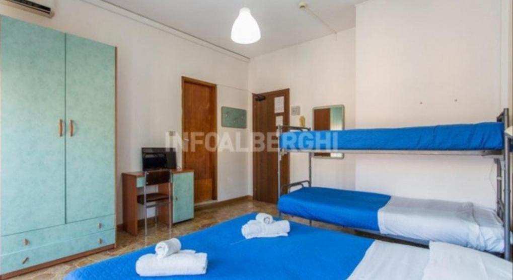 Hotel Ariosto Римини Экстерьер фото